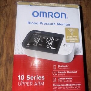 Omron 10 Series BP7450 Upper Arm Blood Pressure Monitor -